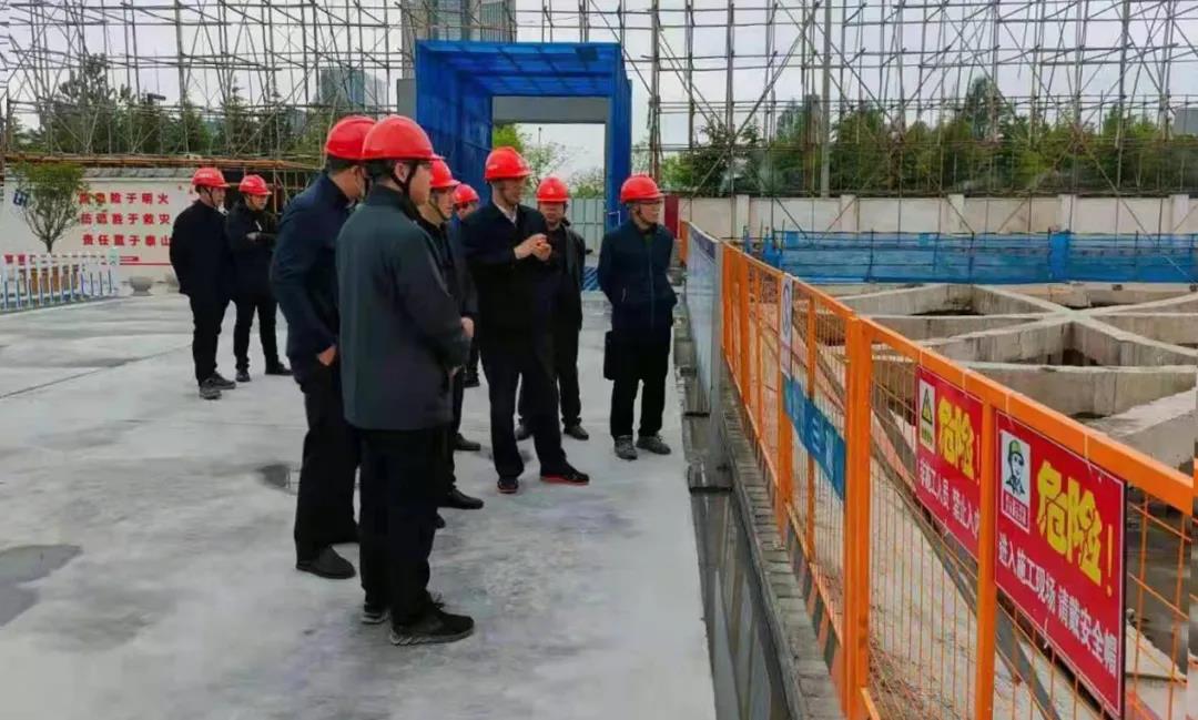 连云港市国资委向导在山西建投三建集团连云港裕源新村棚户区刷新项目调研