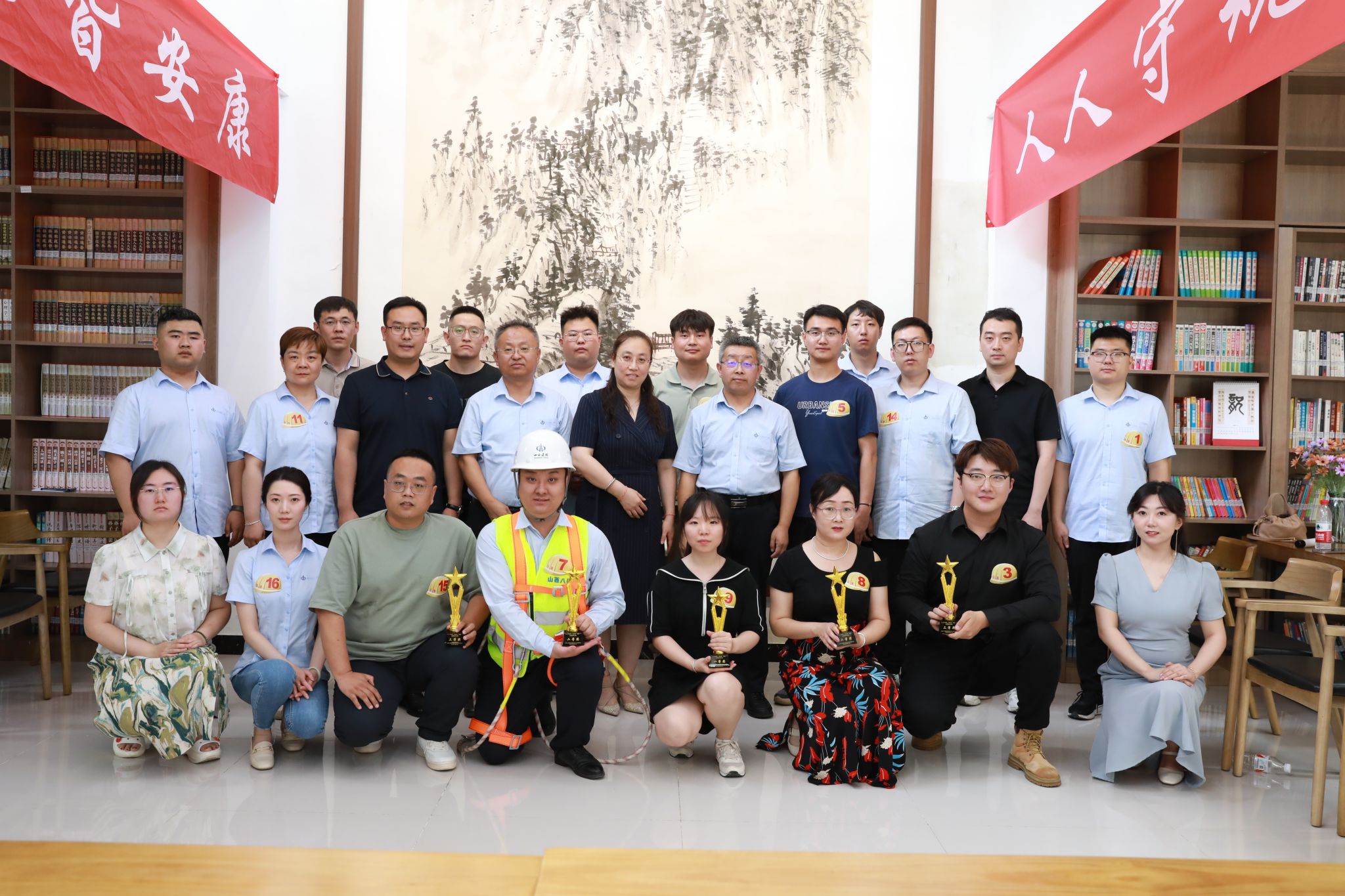 山西建投八建集团举行“中国梦·劳动美——人人守规范，，，随处皆安康”主题演讲角逐