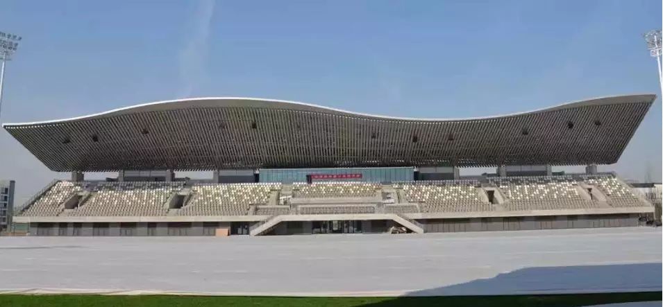 山西建投建工集团承建的“二青会”足球场迎来多家主流媒体采访聚焦-402cc永利集团