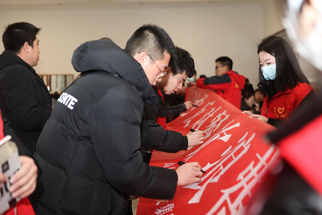 山西建投契械化集团开展“厉行勤俭节约、阻挡餐饮铺张”自愿服务宣传实践活动
