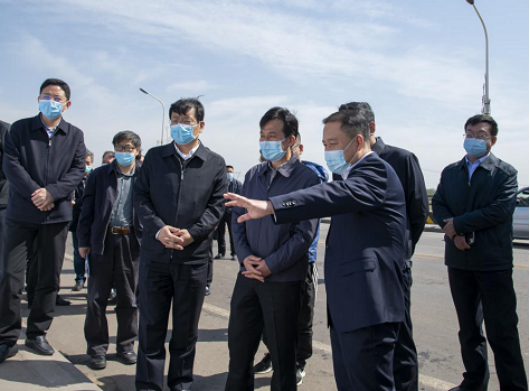 水利部黄河水利委员会主任到山西建投装置集团承建的新绛县汾河城区段综合治理工程PPP项目调研