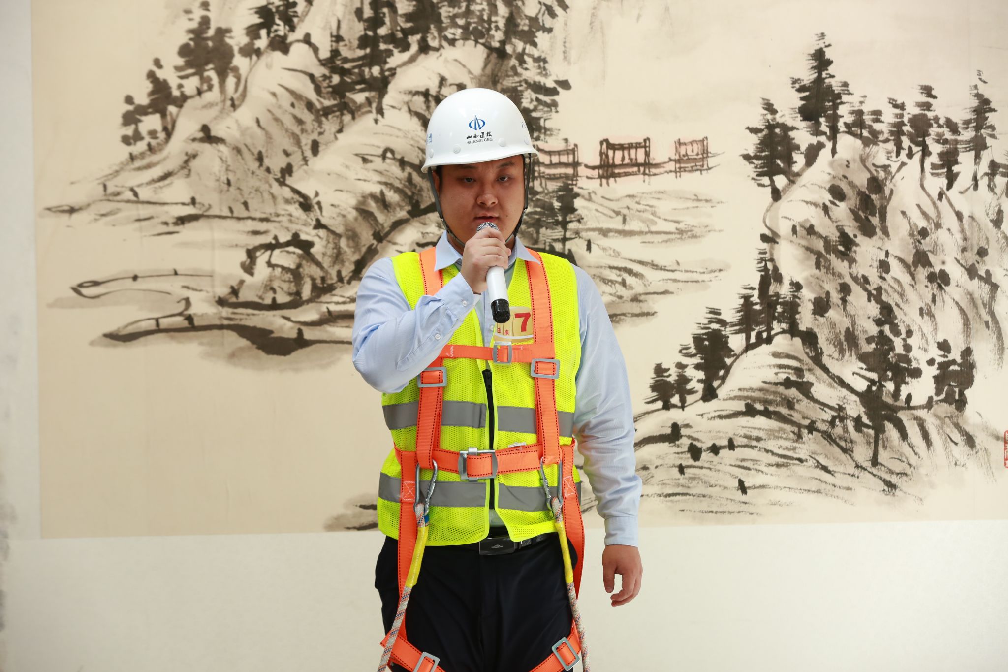 山西建投八建集团举行“中国梦·劳动美——人人守规范，，，，，，随处皆安康”主题演讲角逐-402cc永利集团
