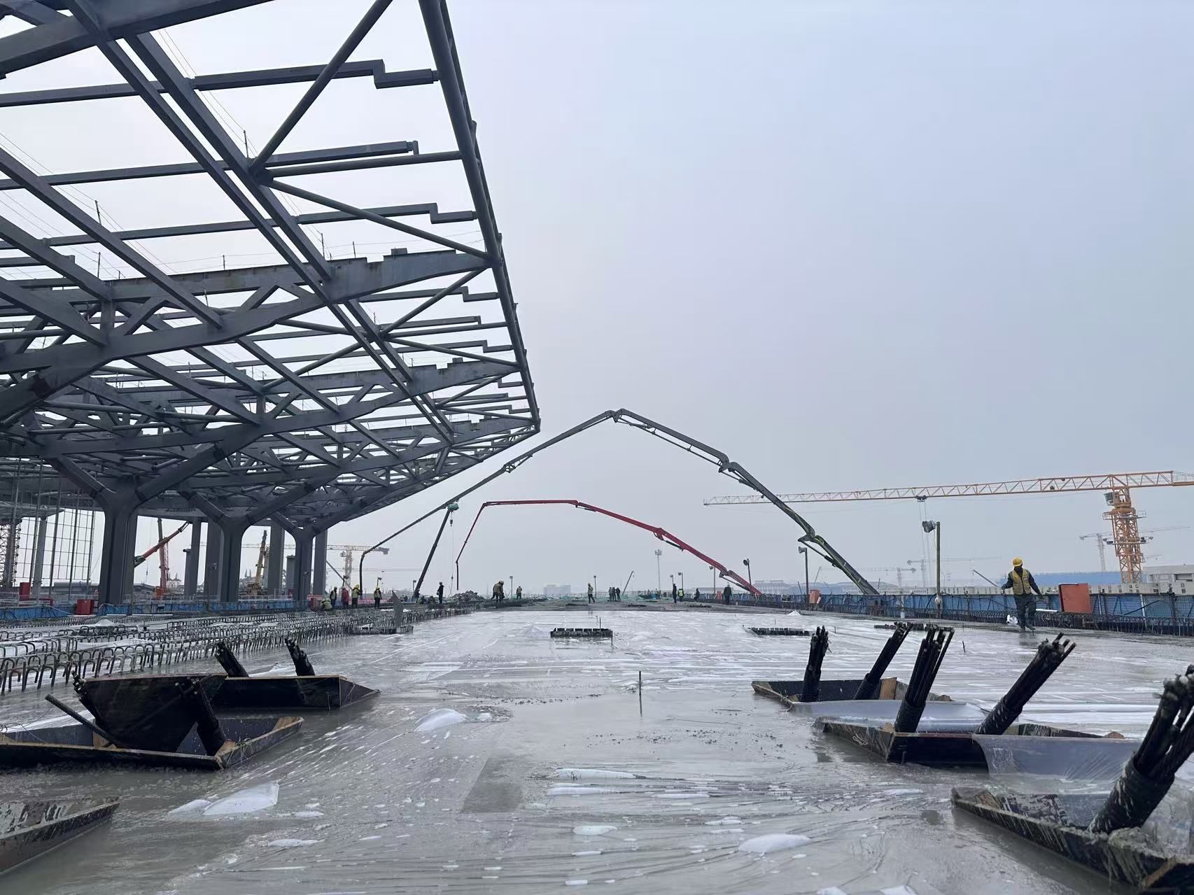 山西建投集团承建的太原武宿国际机场三期改扩建工程高架桥项目最概略量箱梁顺遂浇筑-402cc永利集团
