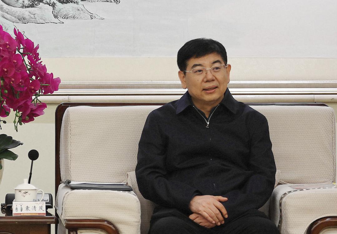 孙波与汾酒集团党委书记、董事长袁清茂举行事情谈判-402cc永利集团