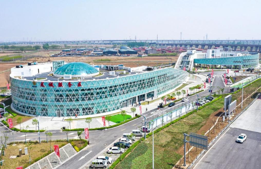 山西建投一建集团承建的太长高速太原南收费站（二期）工程龙城服务区开通运营-402cc永利集团
