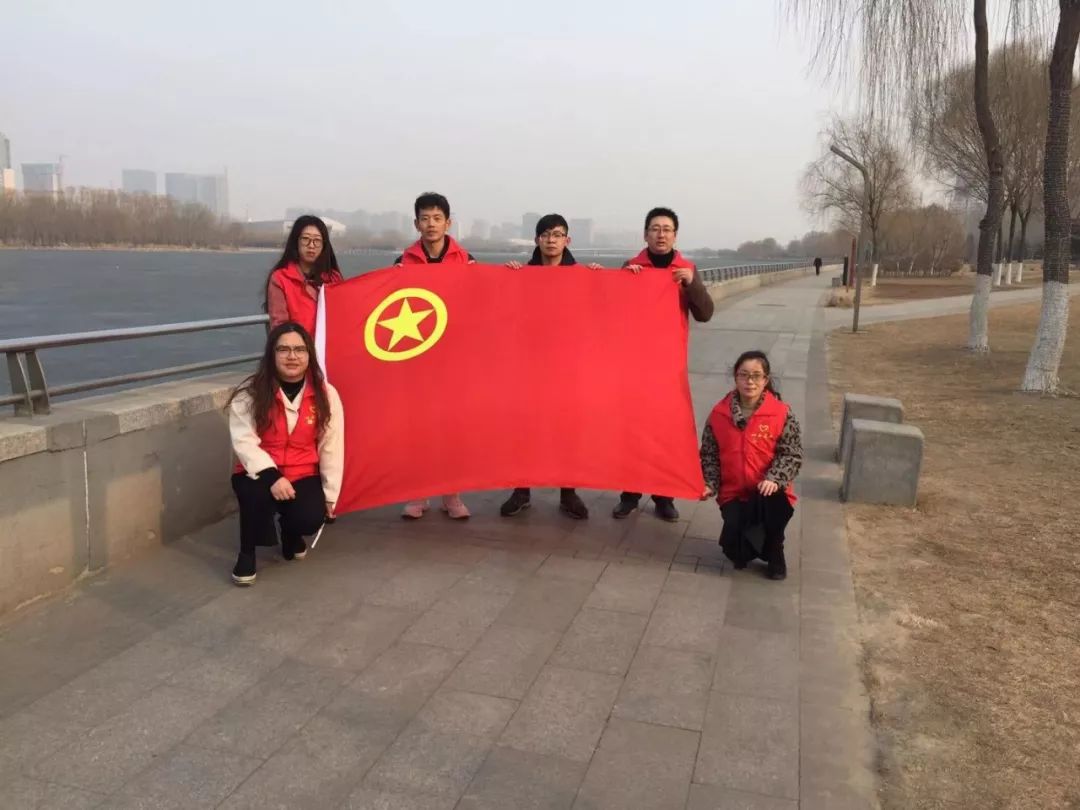 学雷锋 见行动|山西建工青年用行动擦亮“雷锋精神”手刺-402cc永利集团