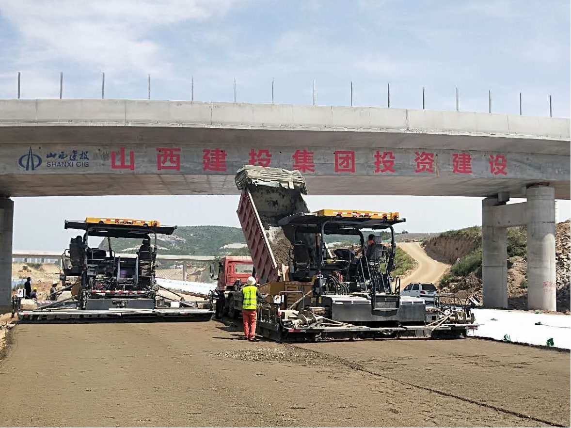 山西建投承建的国道G342晋都会过境段改线工程 路基交验基本完成  路面铺设周全睁开