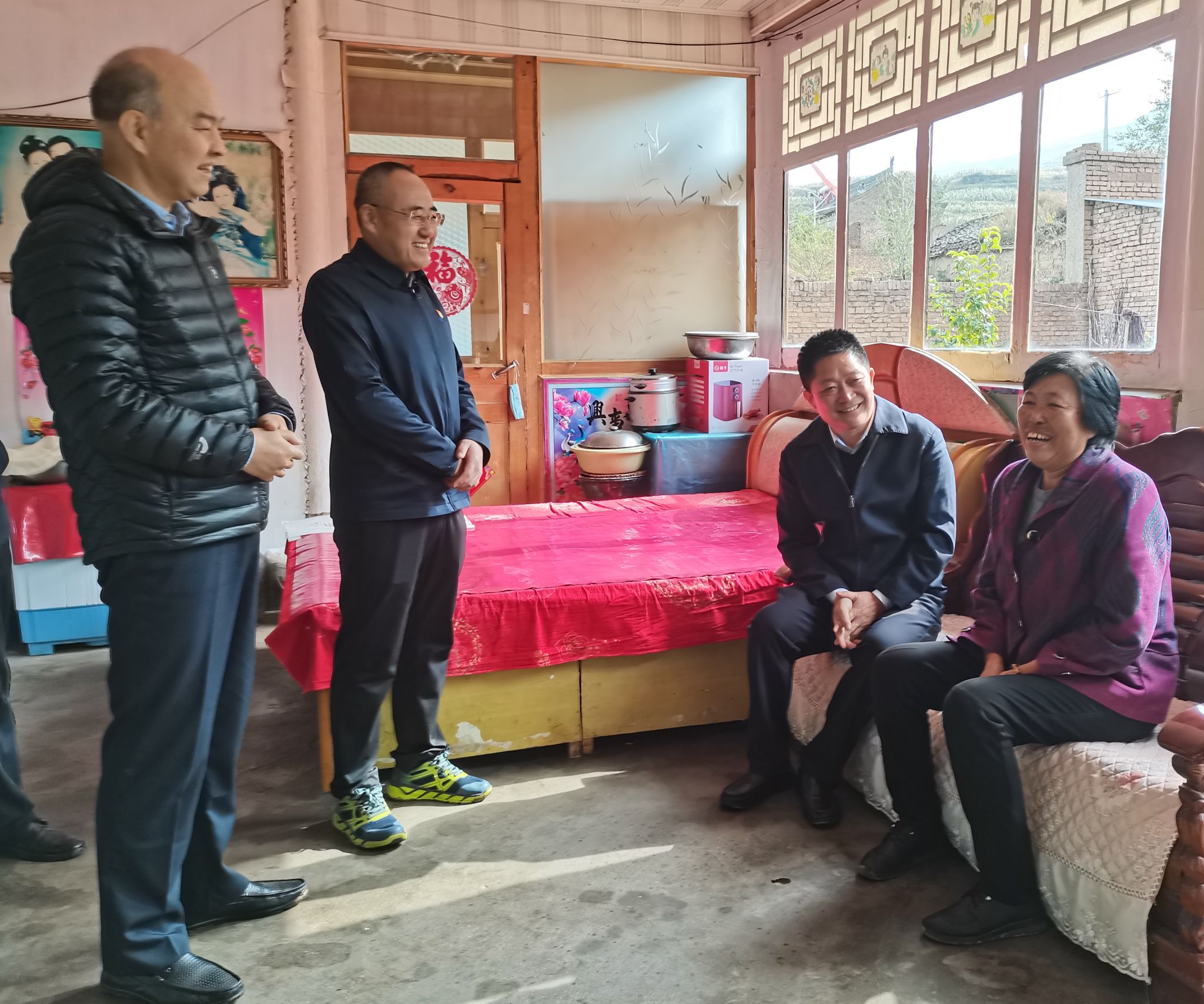 山西建投集团向导赴繁峙县调研集团驻村帮扶事情-402cc永利集团
