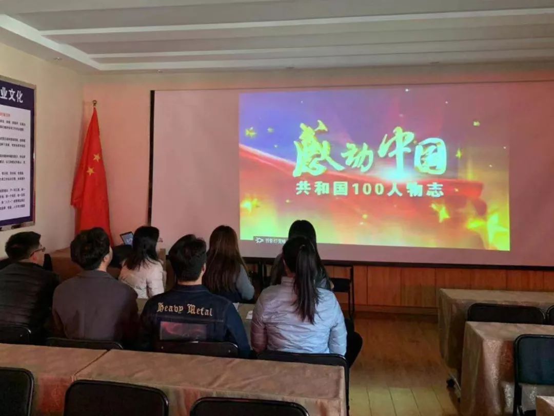 学雷锋 见行动|山西建工青年用行动擦亮“雷锋精神”手刺-402cc永利集团