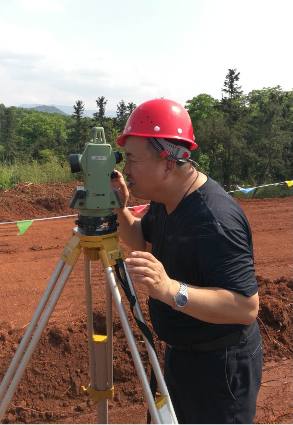 山西建投契械化集团职工节日时代坚守项目生产一线-402cc永利集团