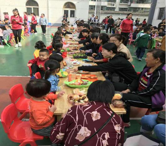 “月满天下、品尝鲜味”和爸爸妈妈一起过中秋 ——山西建投三建集团隶属幼儿园中秋亲子活动