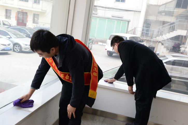 金融建通联合团支部组织开展“学雷锋从身边点滴做起”主题活动-402cc永利集团